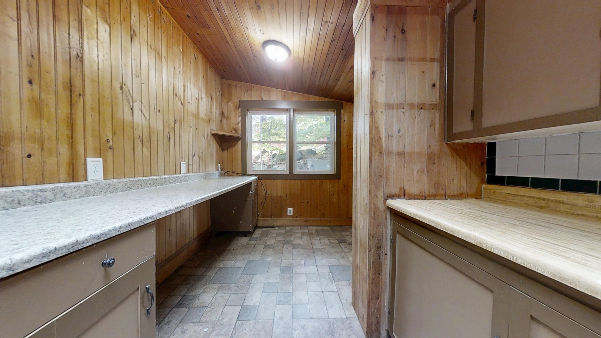 764 Lexington Street Property Photo 9
