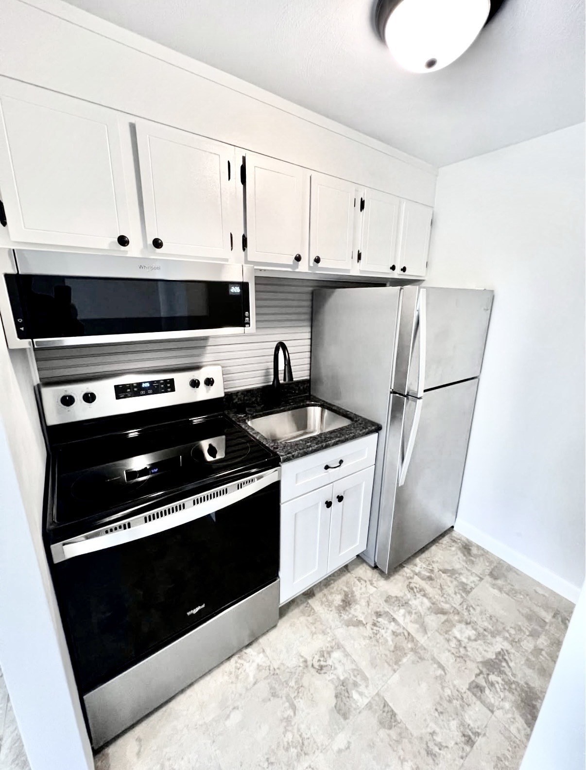 176 Maple Ave # 4 Property Photo 3