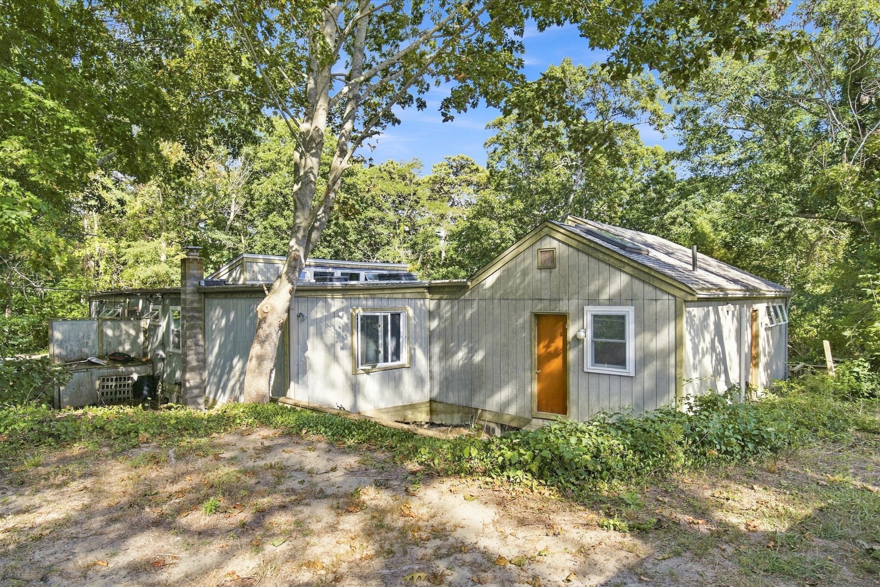 365 Chequessett Neck Rd Property Photo 2