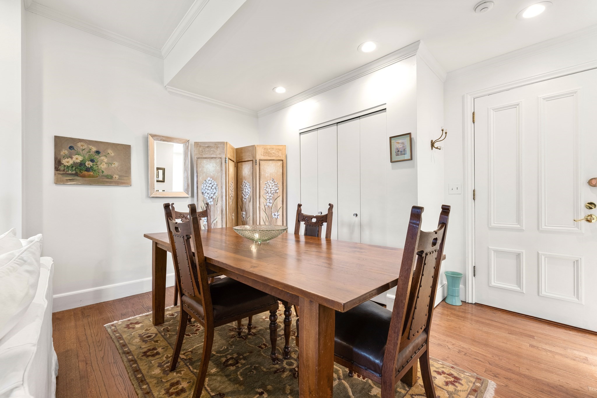 277 Beacon St # 4a Property Photo 5