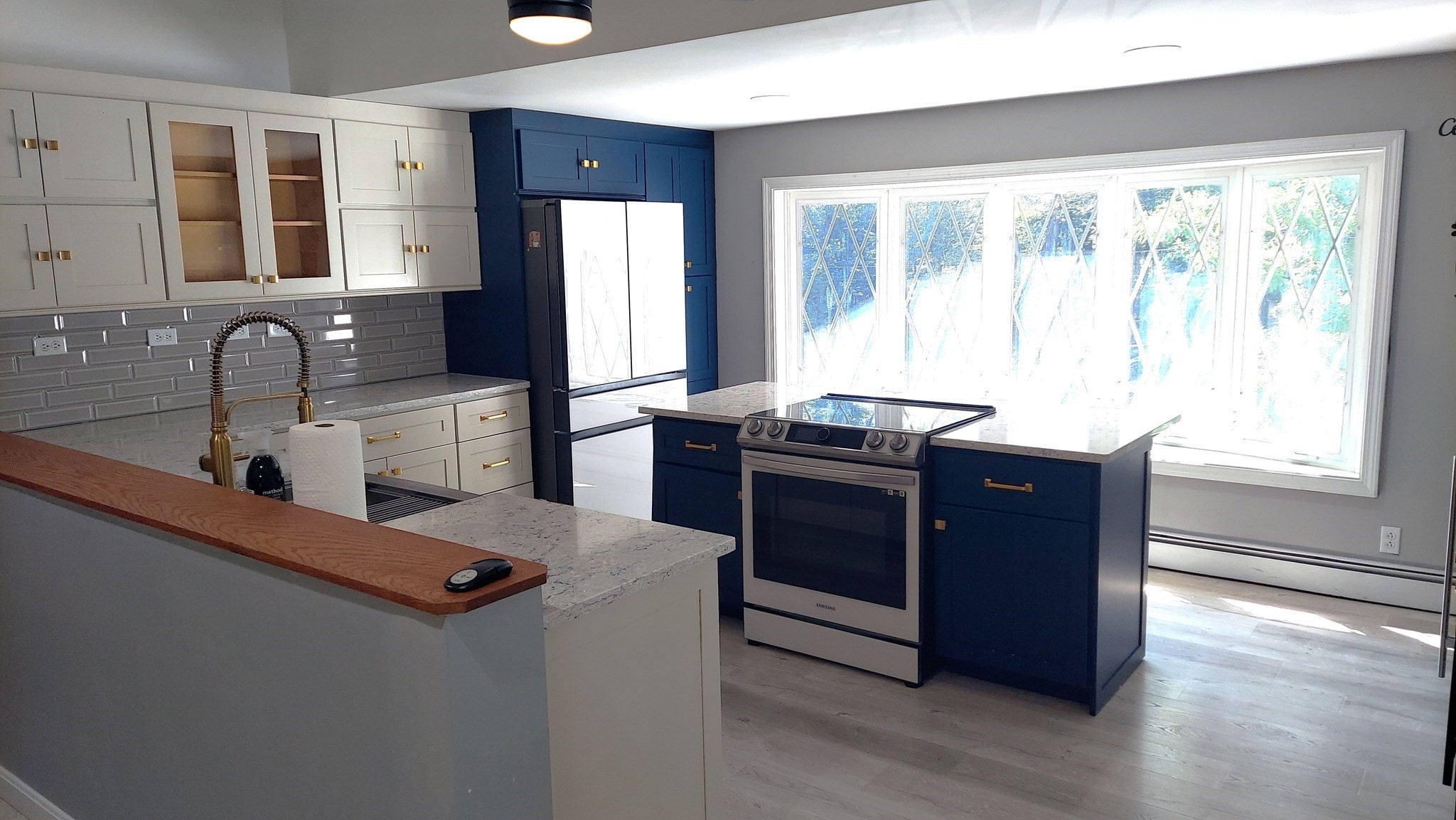51 Old City Rd # B Property Photo 2
