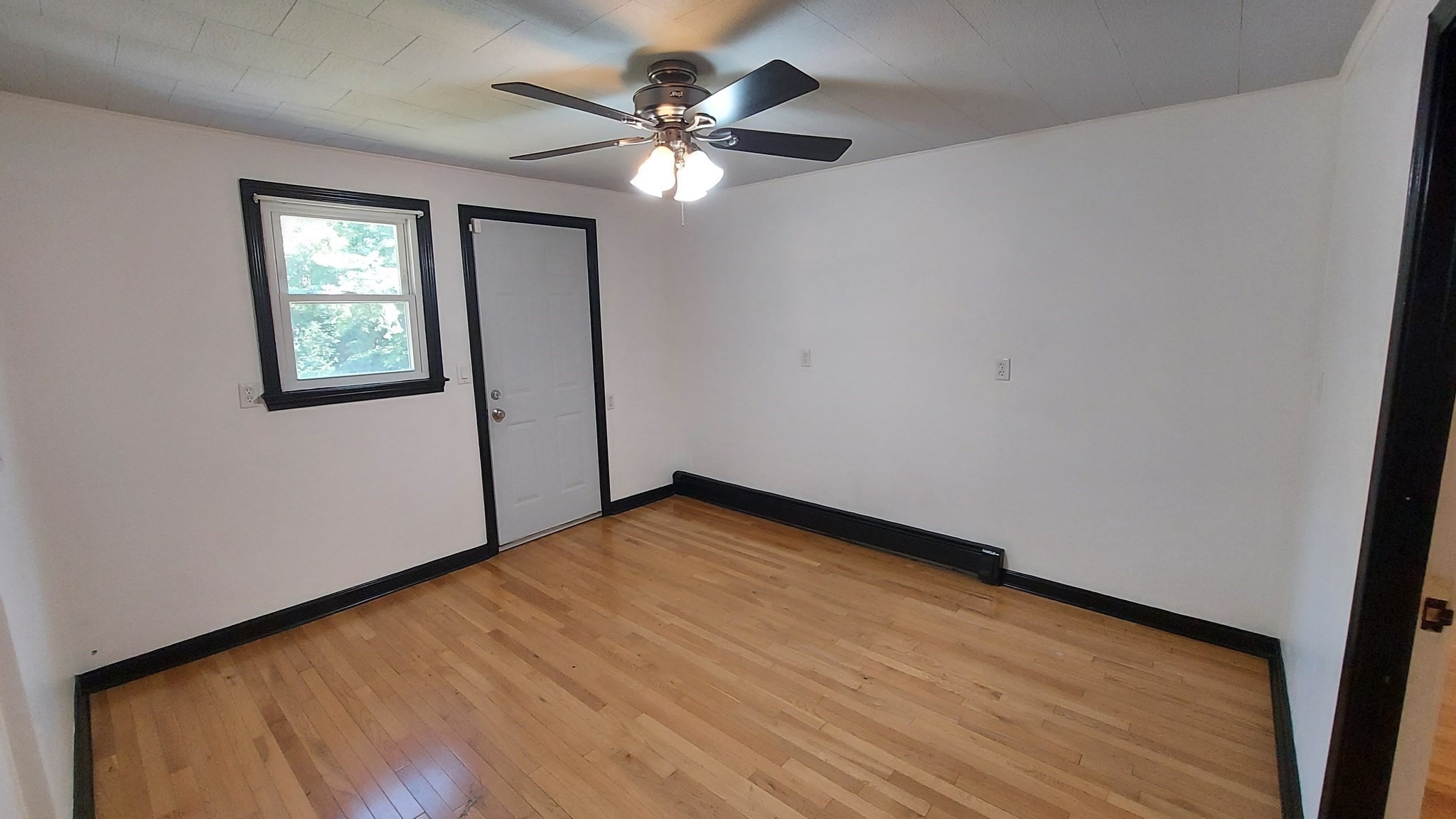 51 Old City Rd # B Property Photo 13