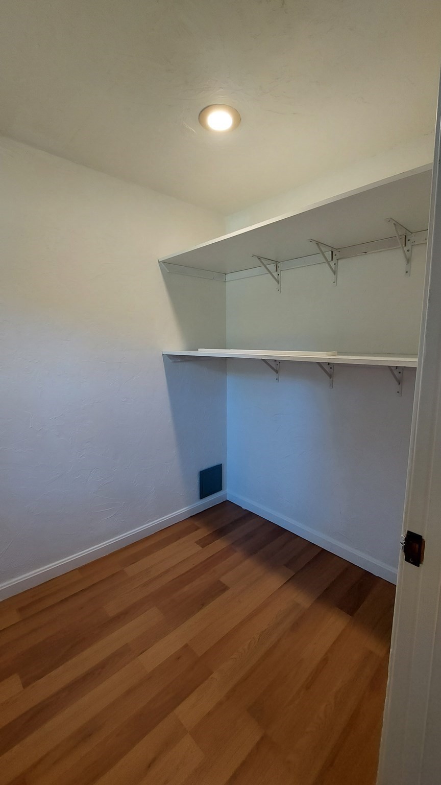 51 Old City Rd # B Property Photo 15