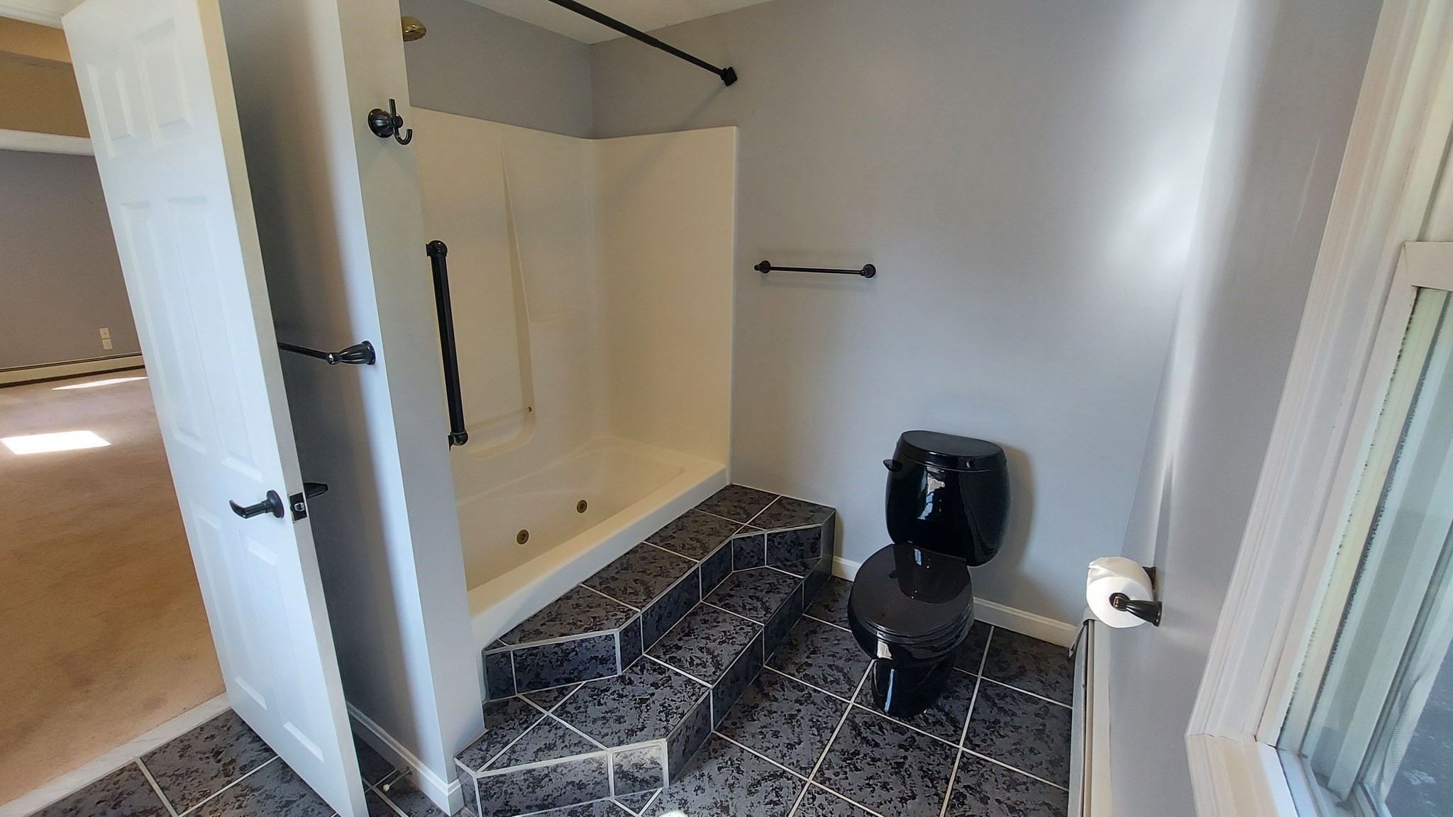 51 Old City Rd # B Property Photo 18