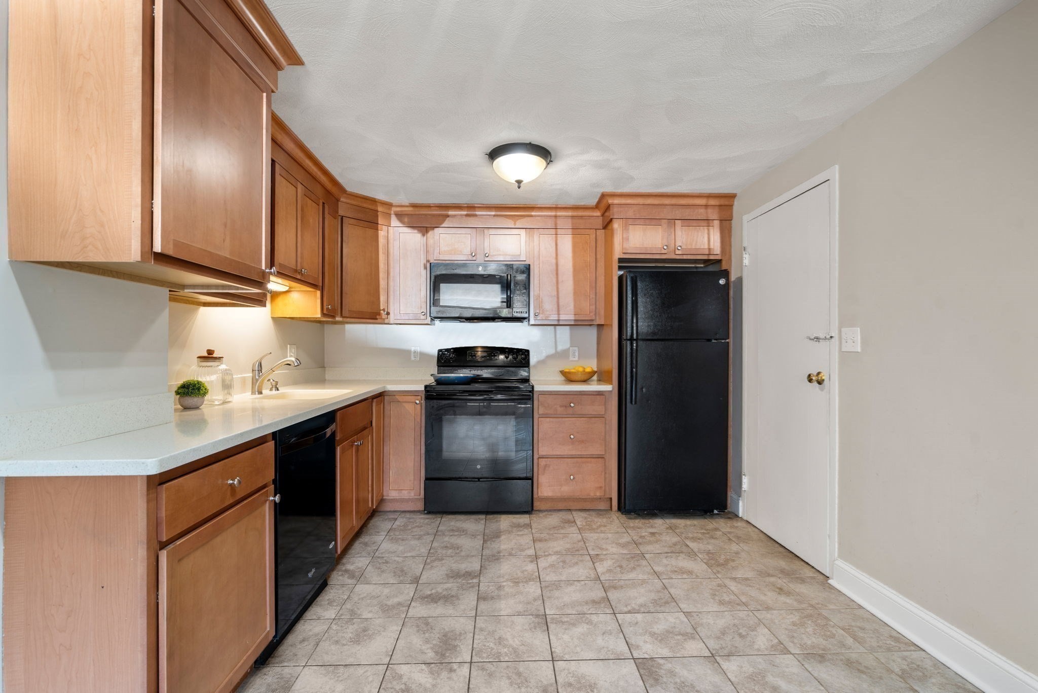 1105 Lexington Street # 1 Property Photo 4