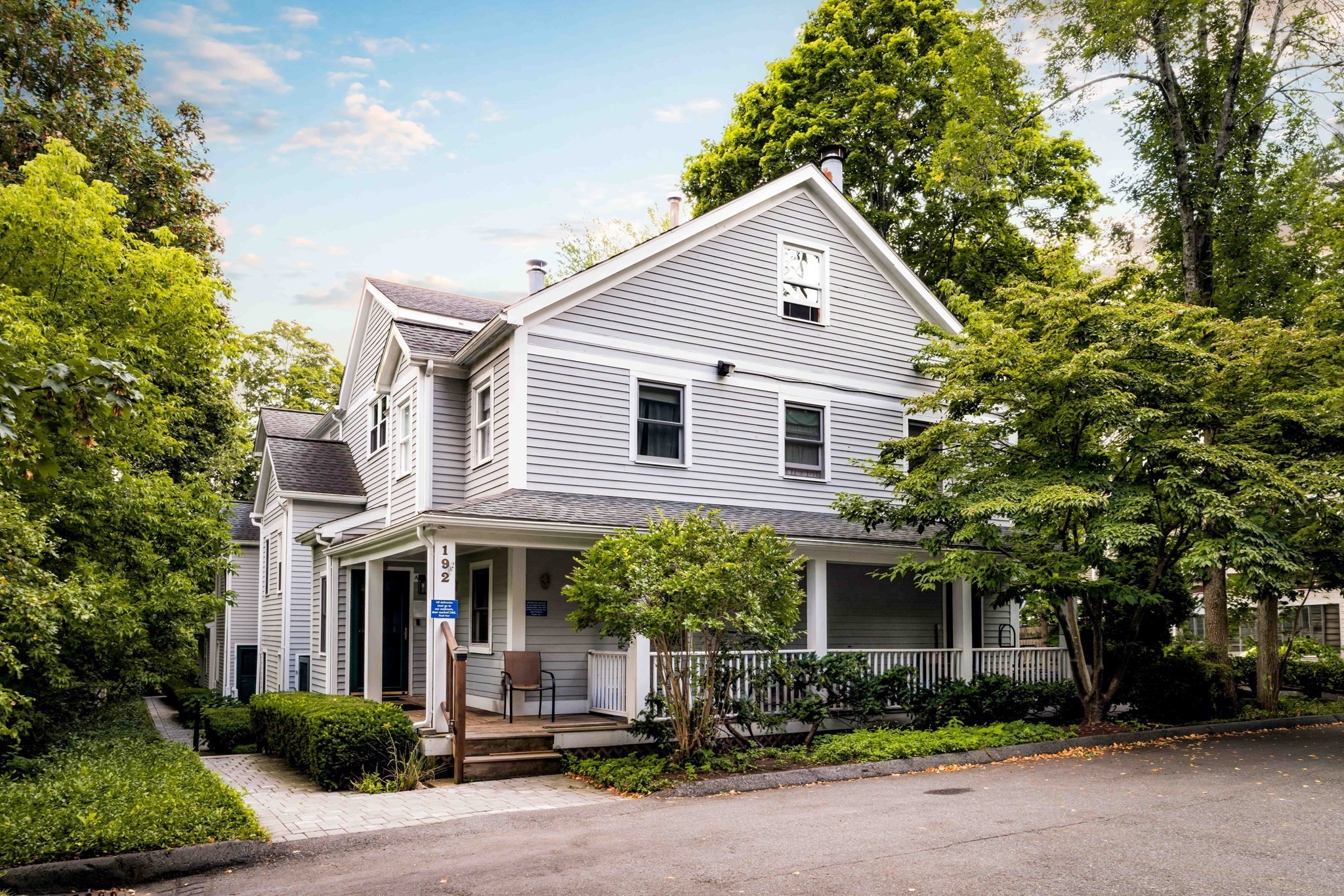 192 Chestnut Avenue # D Property Photo 1