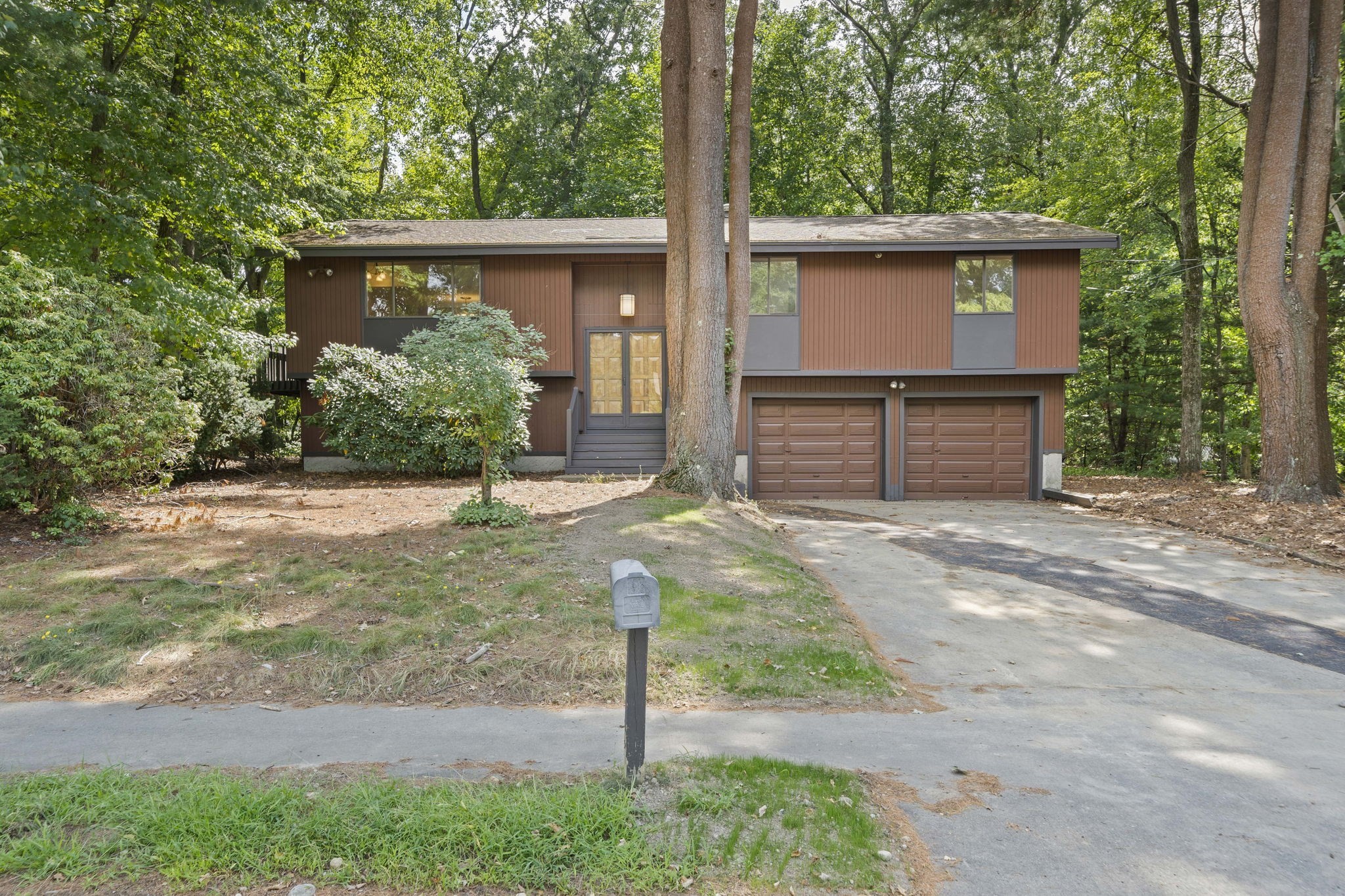 26 Cedarcrest Rd Property Photo 1