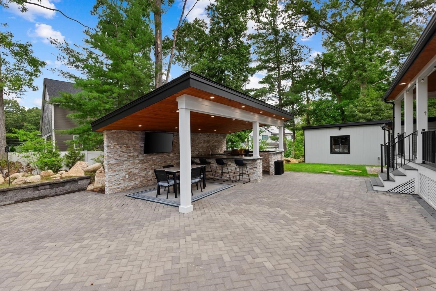 8 Jonathan Road Property Photo 41