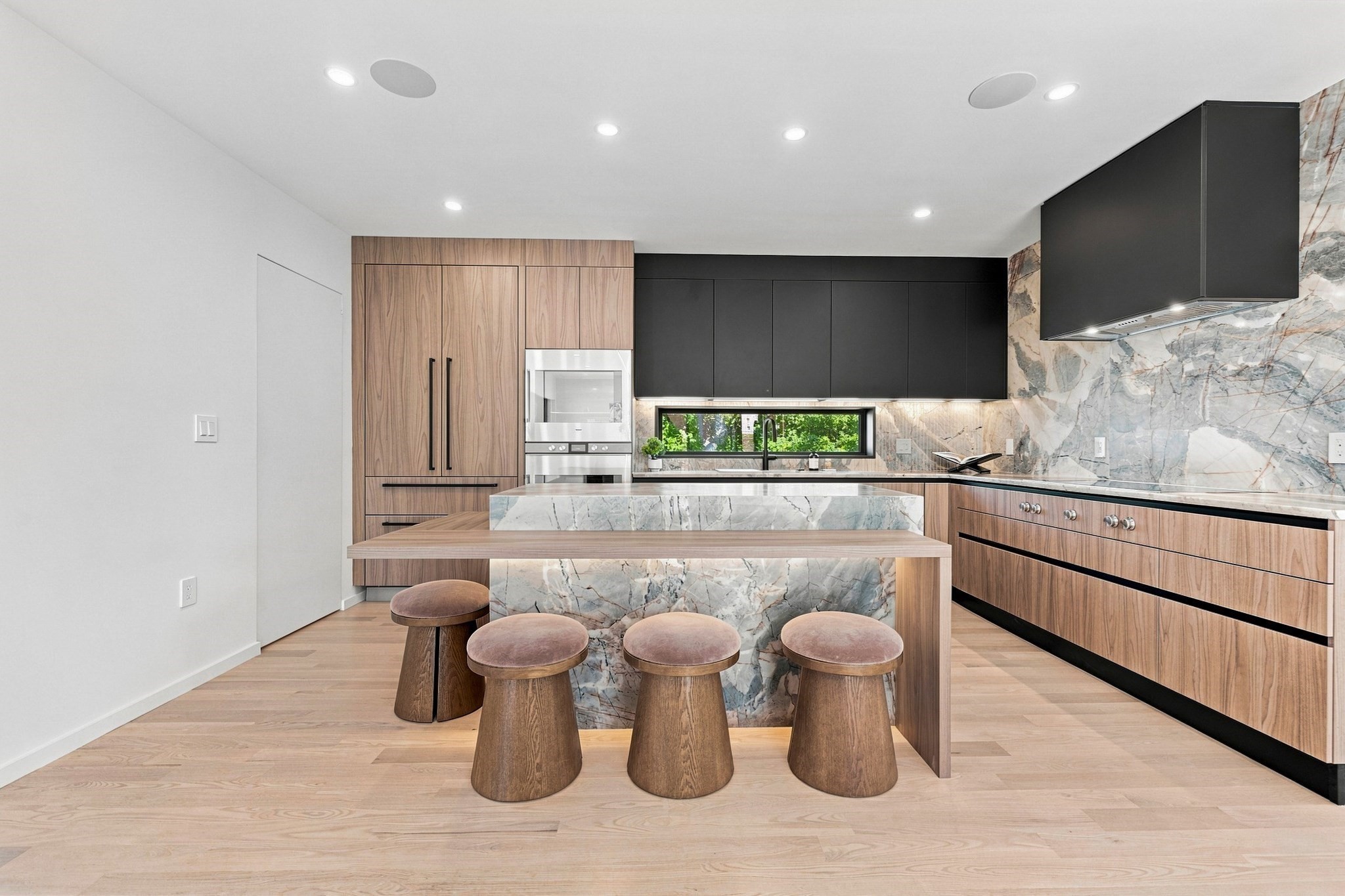 63-65 Commonwealth Avenue # 65 Property Photo 11