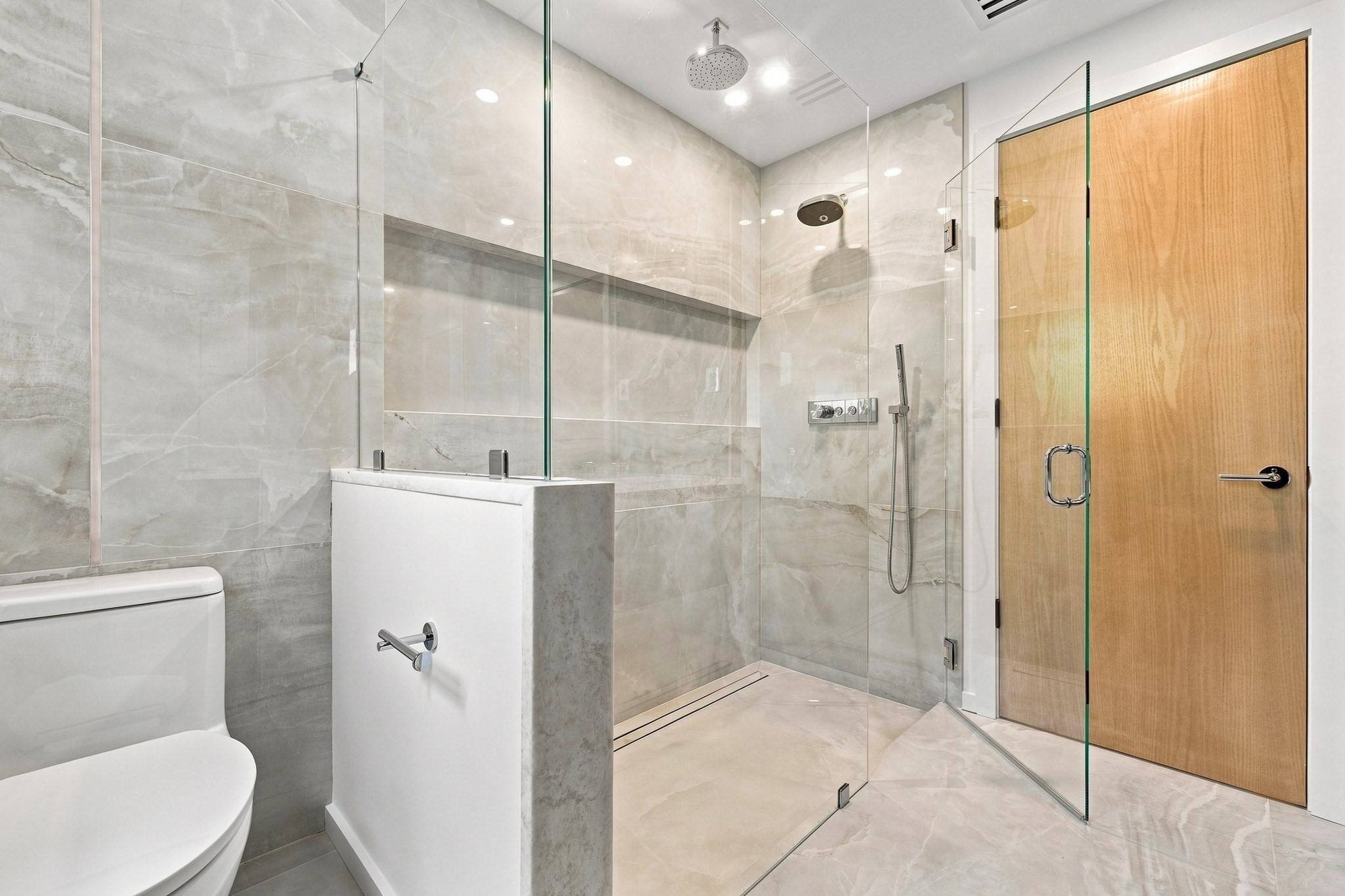 63-65 Commonwealth Avenue # 65 Property Photo 20