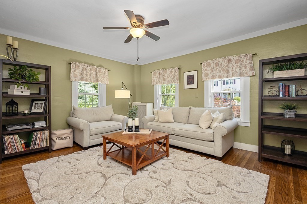 107 Summer St Property Photo 10