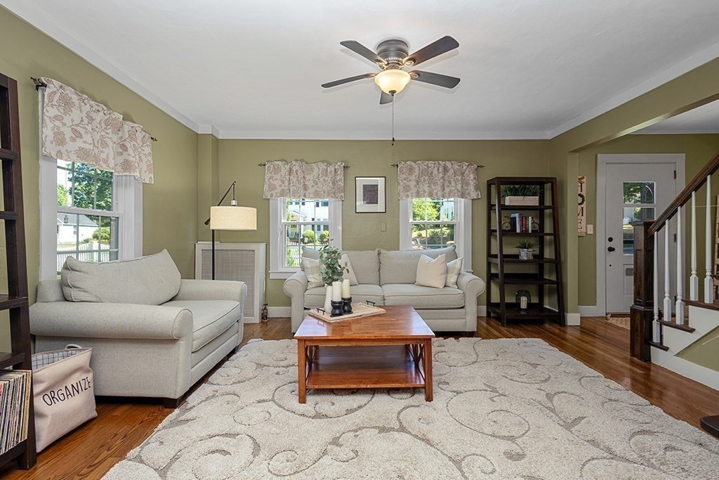 107 Summer St Property Photo 11