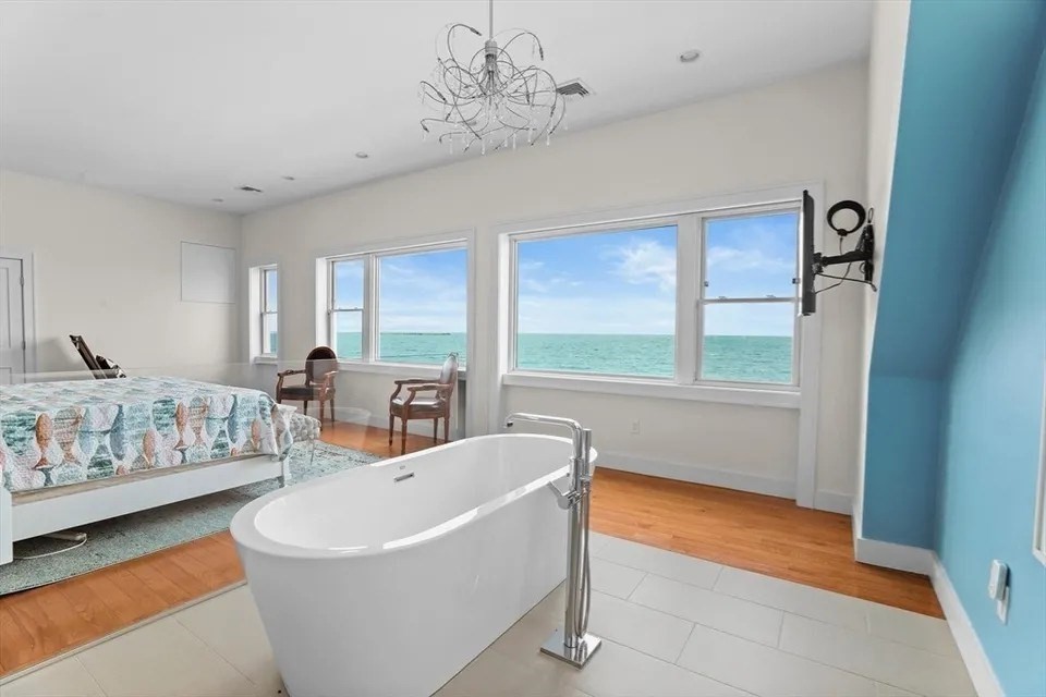 91 Surfside Road Property Photo 1