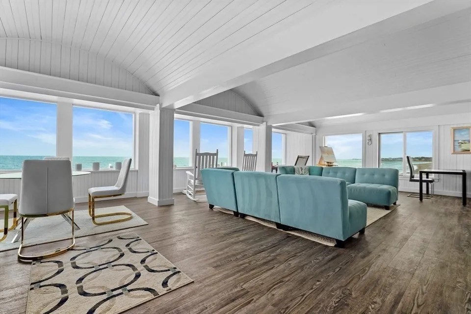 91 Surfside Road Property Photo 6