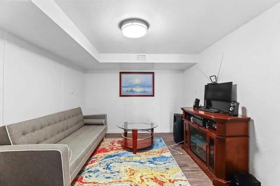 91 Surfside Road Property Photo 14