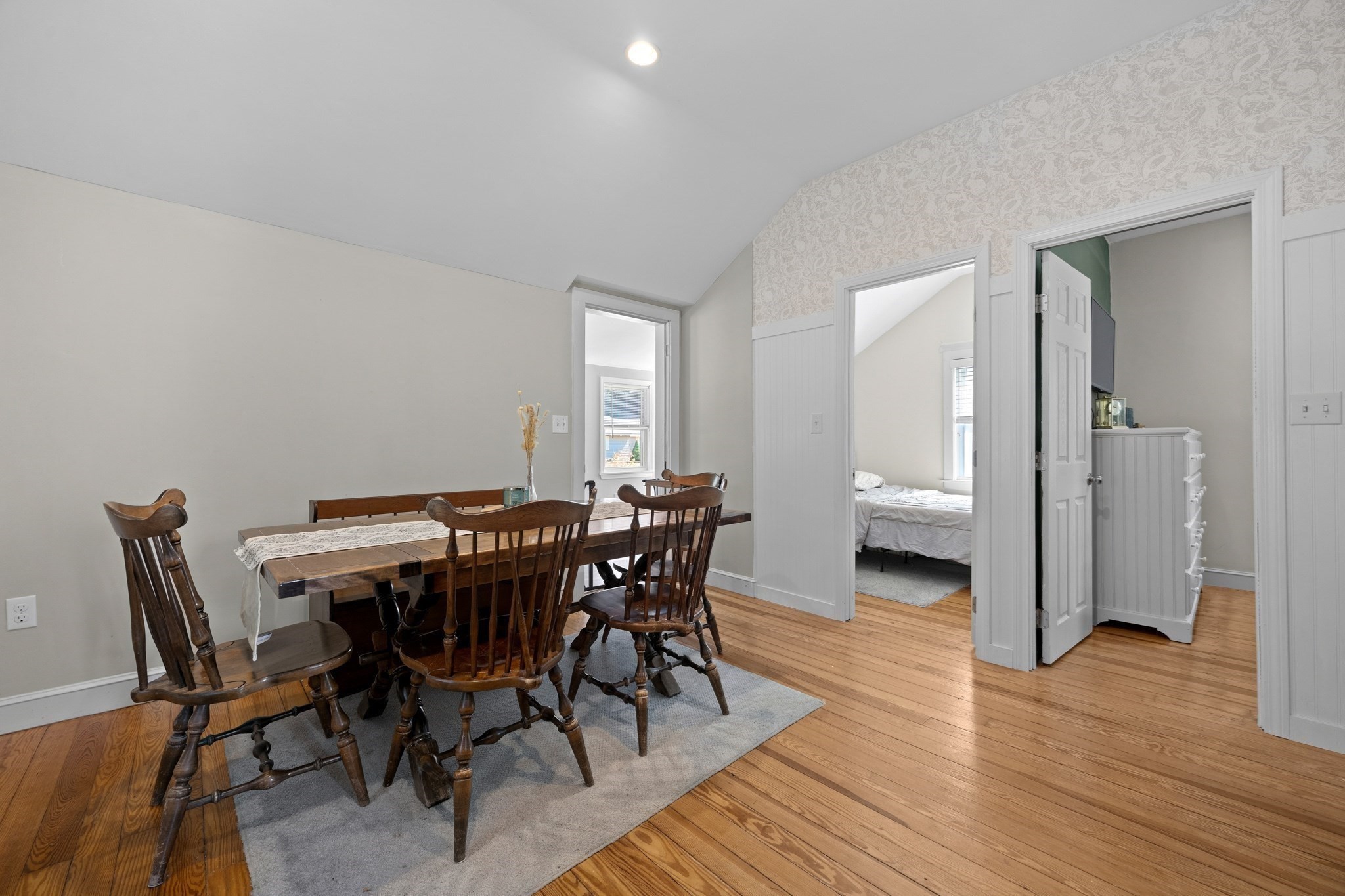 103 Indian Tr Property Photo 5