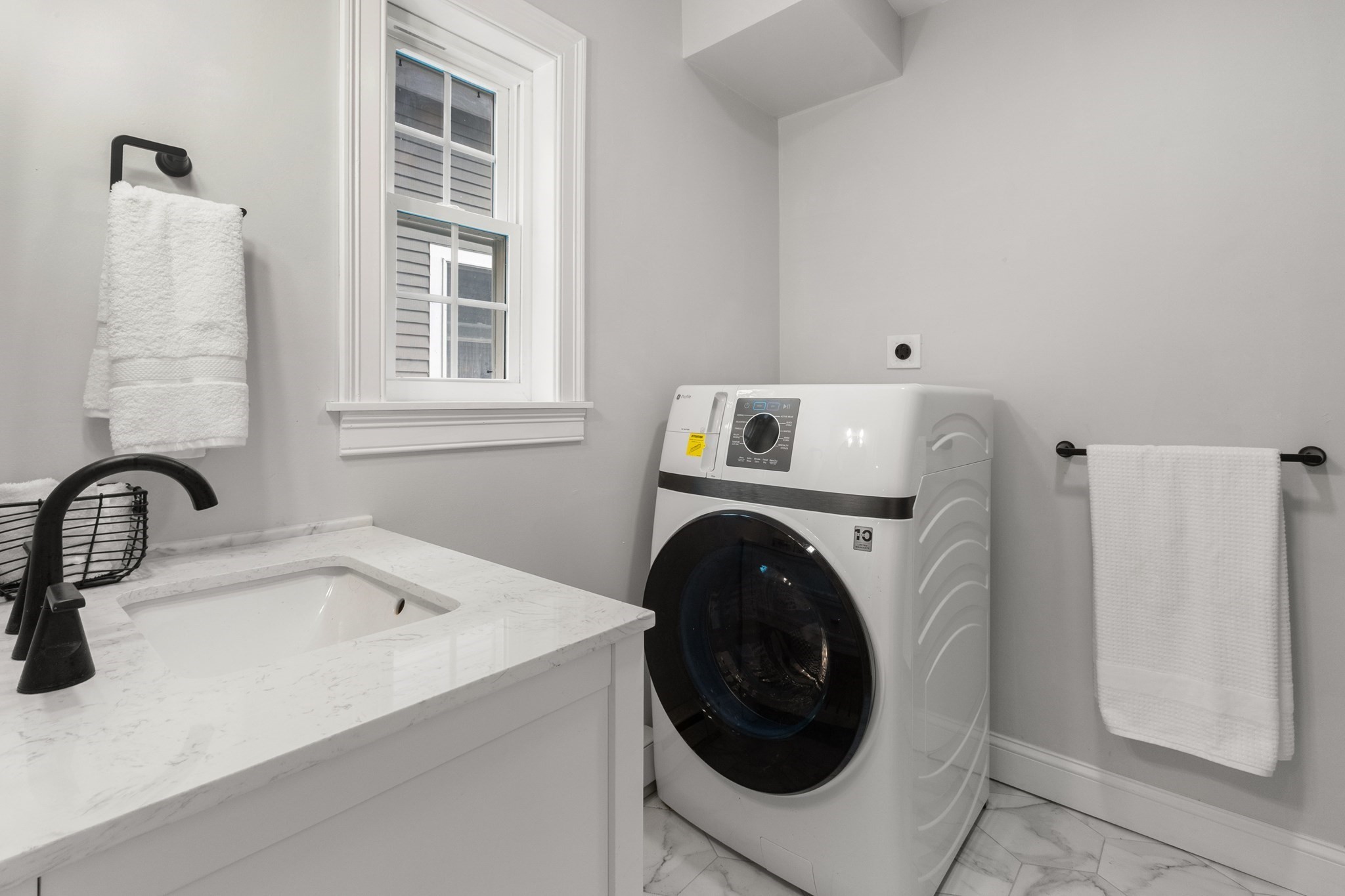 13 Estes Street Property Photo 15