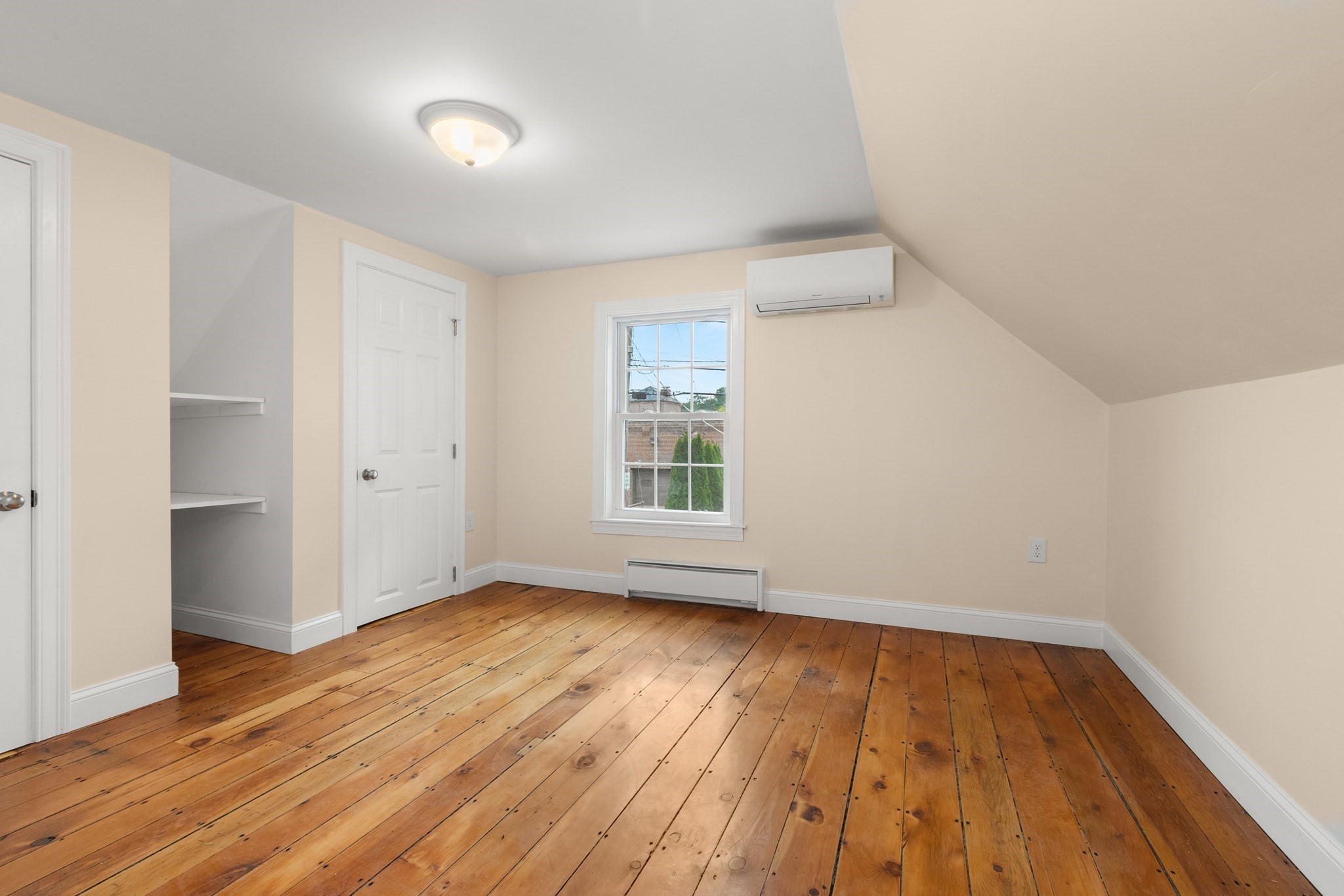 13 Estes Street Property Photo 19