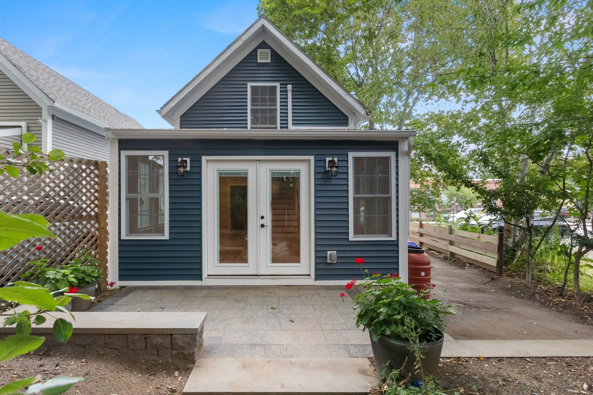 13 Estes Street Property Photo 27