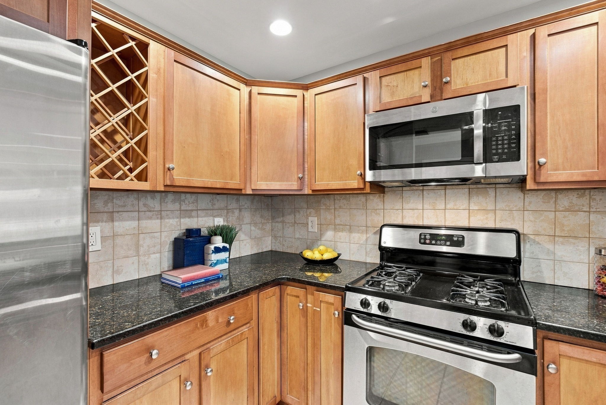 120 Wyllis Avenue # 104 Property Photo 6