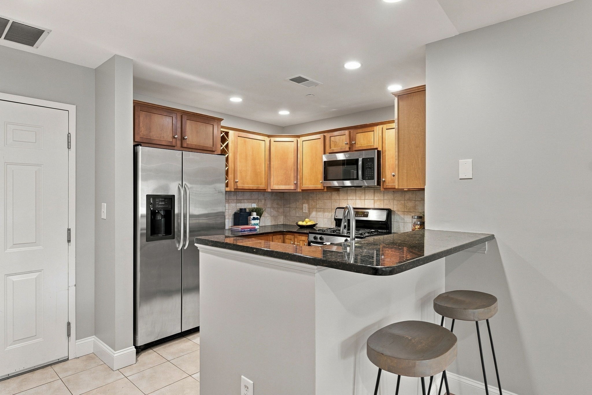 120 Wyllis Avenue # 104 Property Photo 7