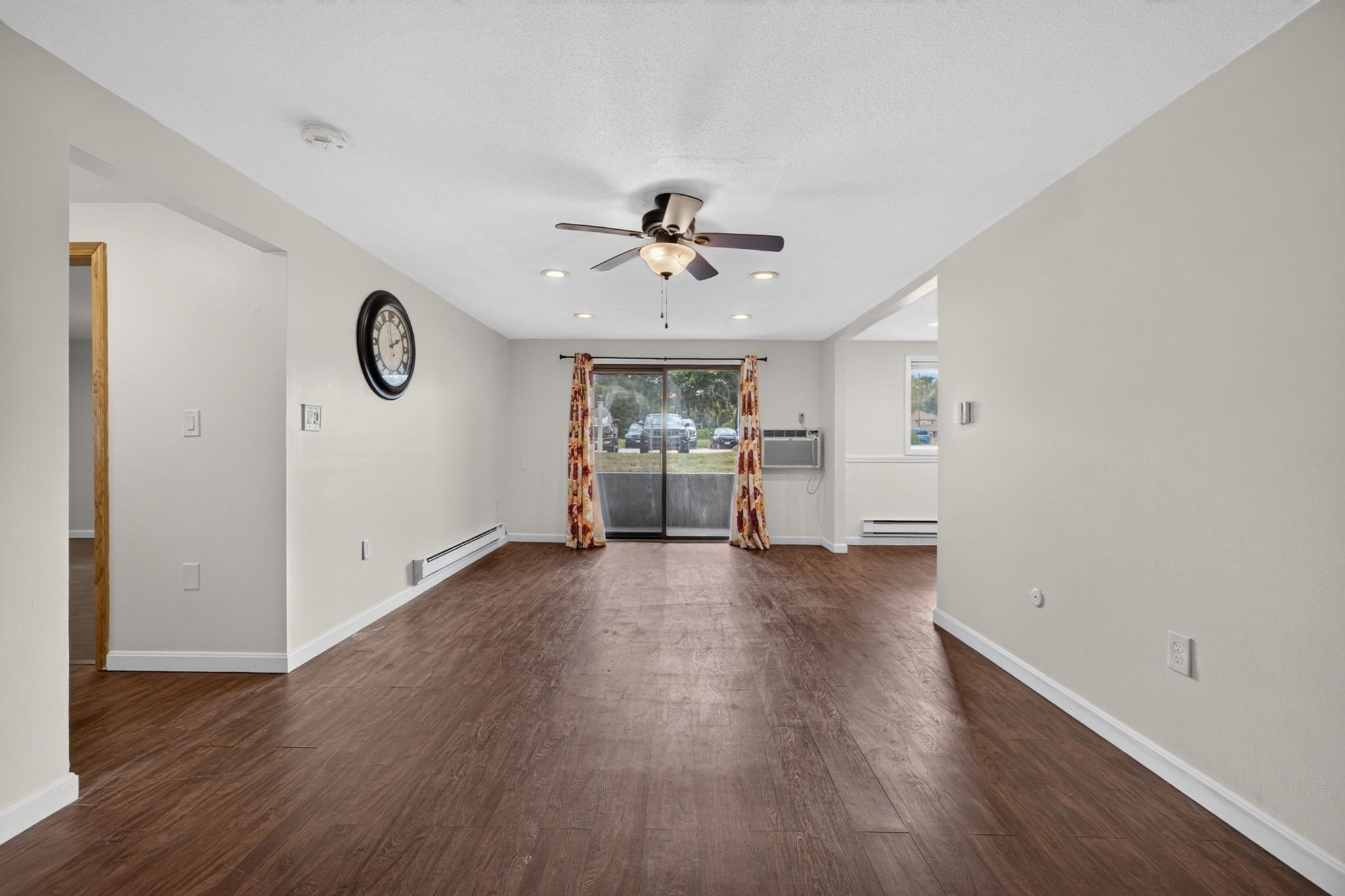 15 Foundry St # C4 Property Photo 3
