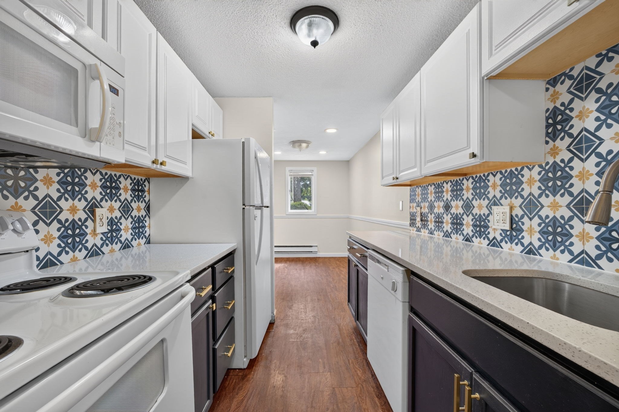 15 Foundry St # C4 Property Photo 8