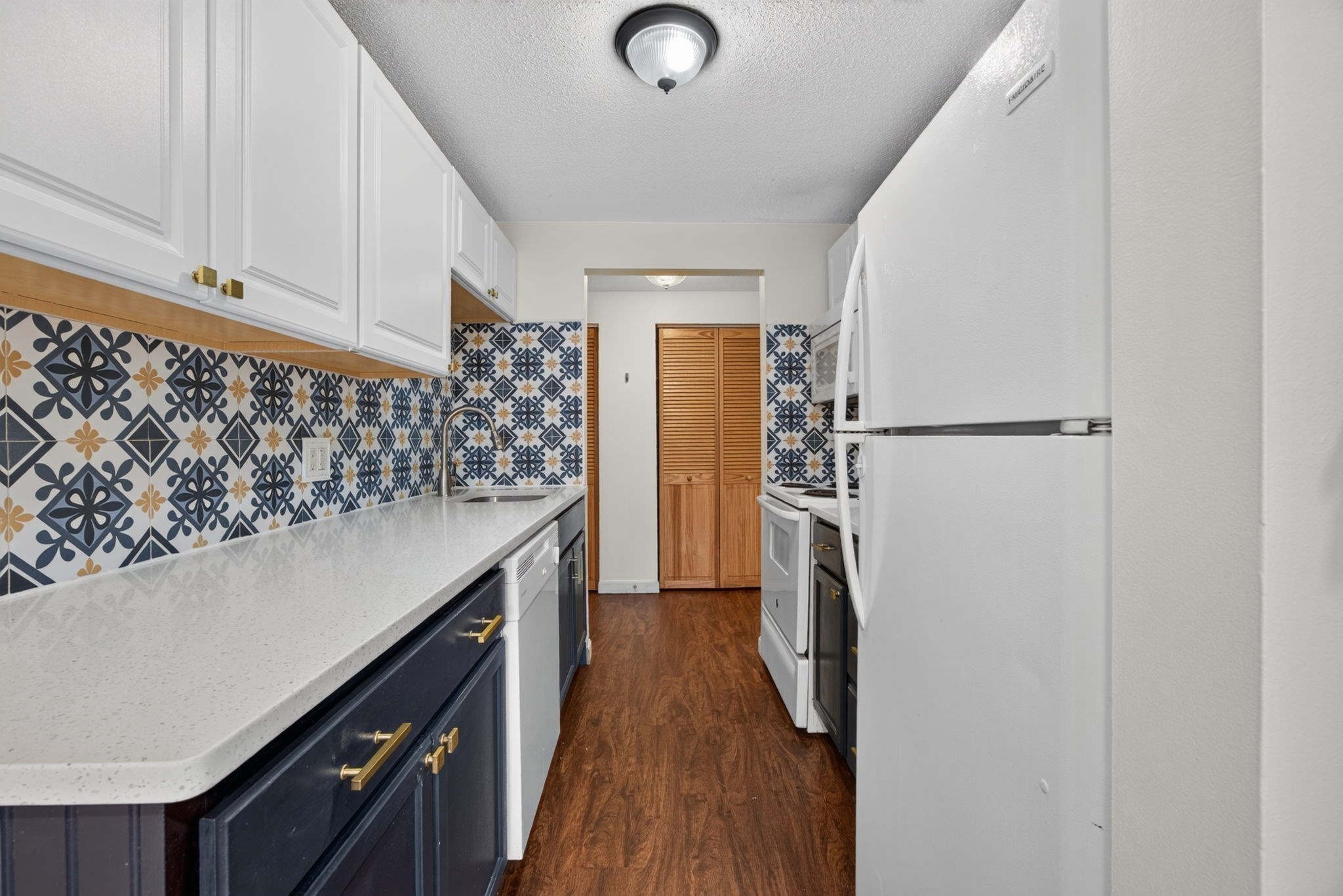 15 Foundry St # C4 Property Photo 9