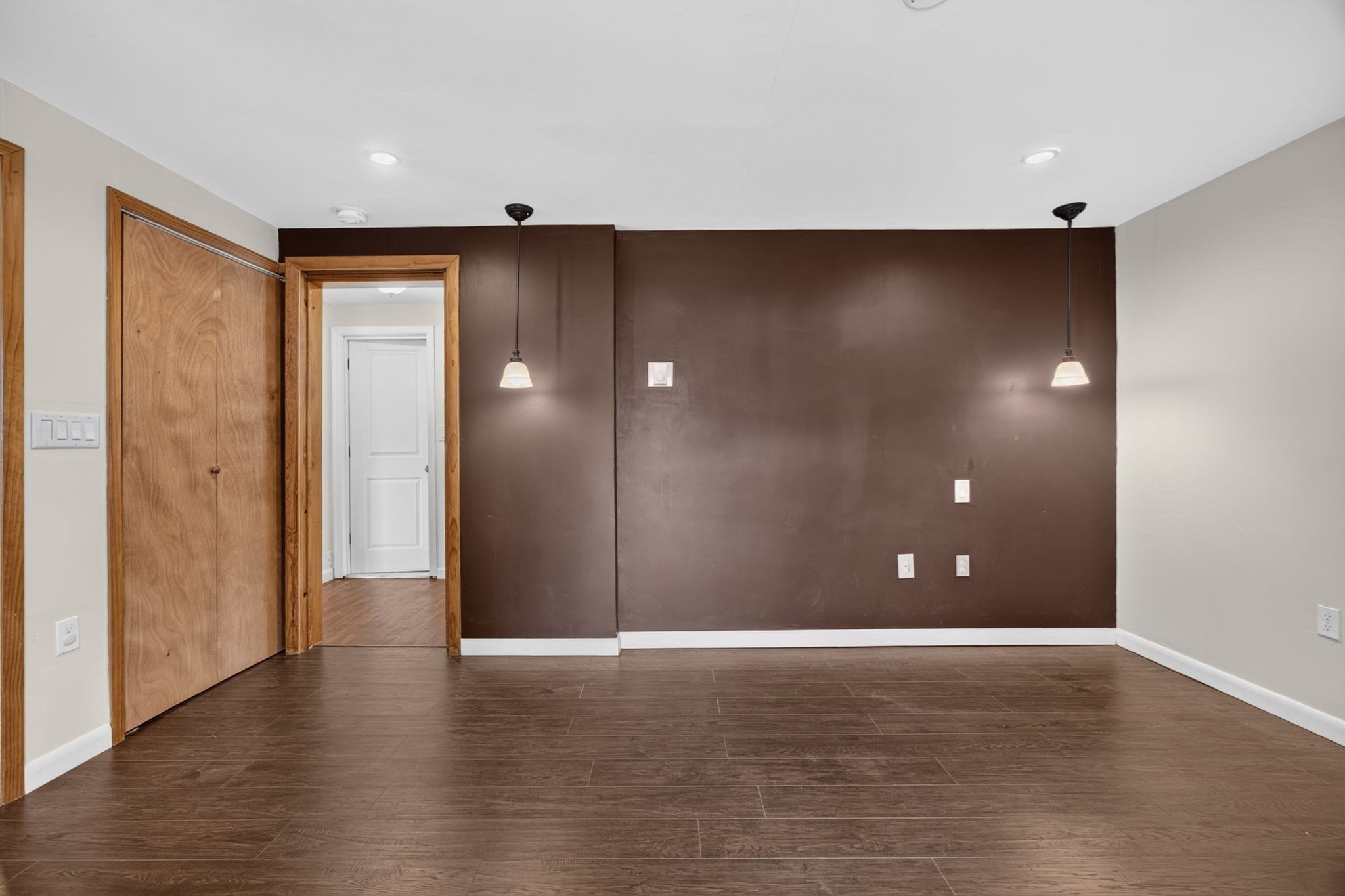 15 Foundry St # C4 Property Photo 17