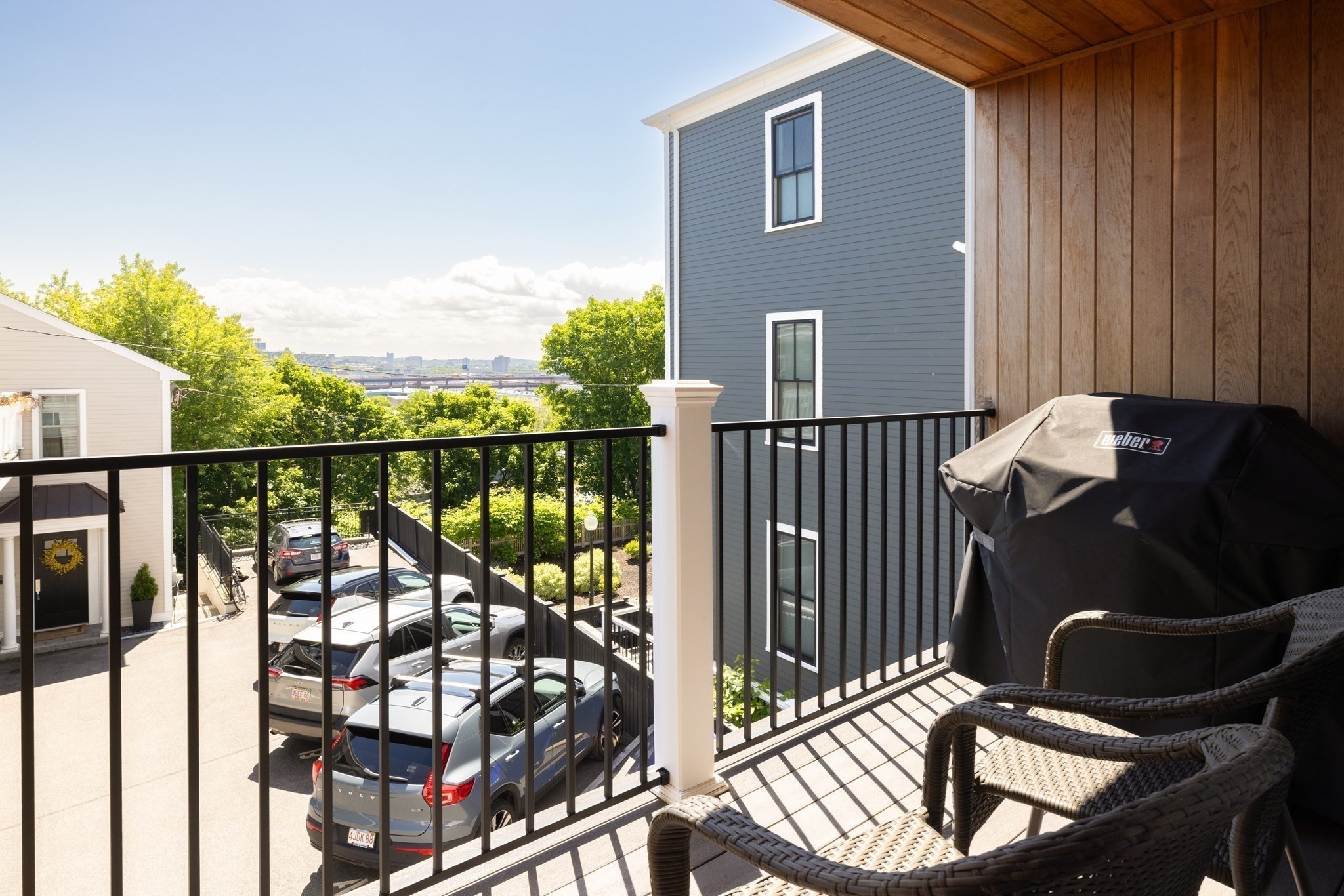 322 Bunker Hill St # 2 Property Photo 11