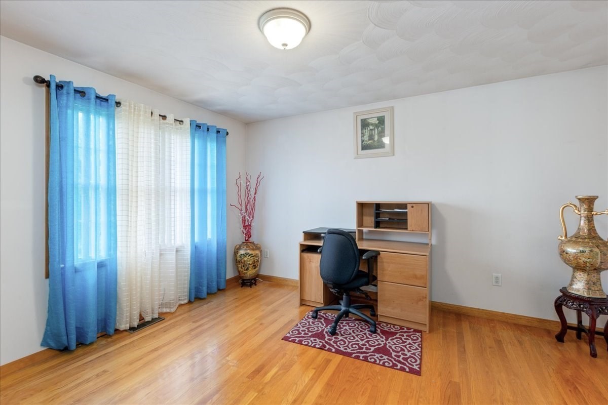 8 Hunter Ave Property Photo 14