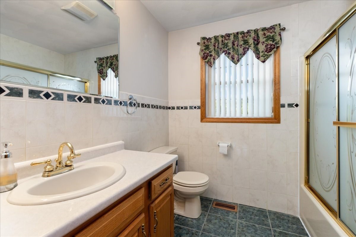 8 Hunter Ave Property Photo 15