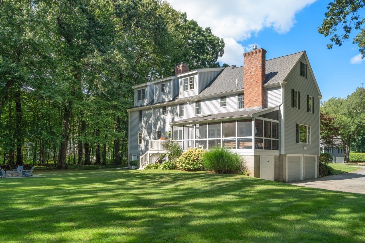 139 Ford Road Property Photo 4