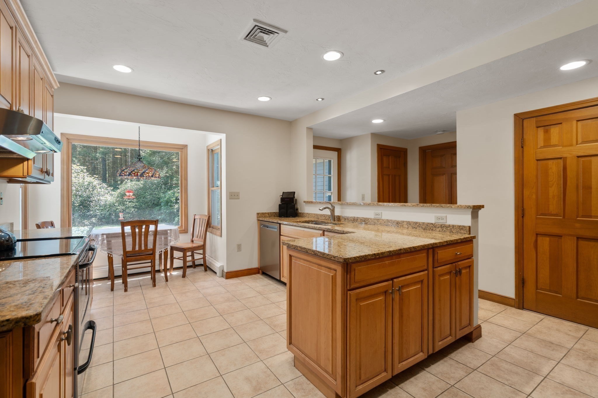 105 Green Street Property Photo 6