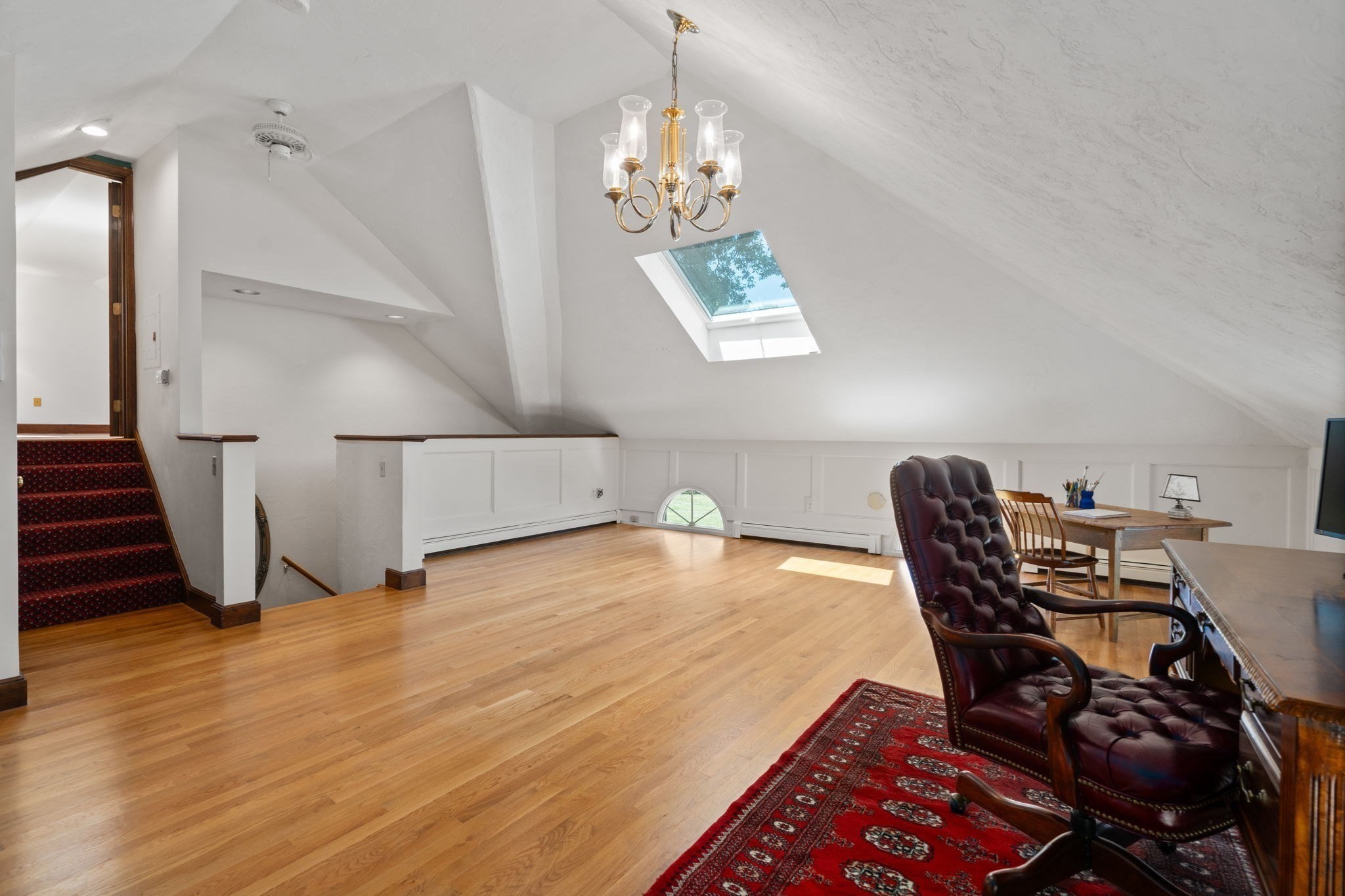 105 Green Street Property Photo 19