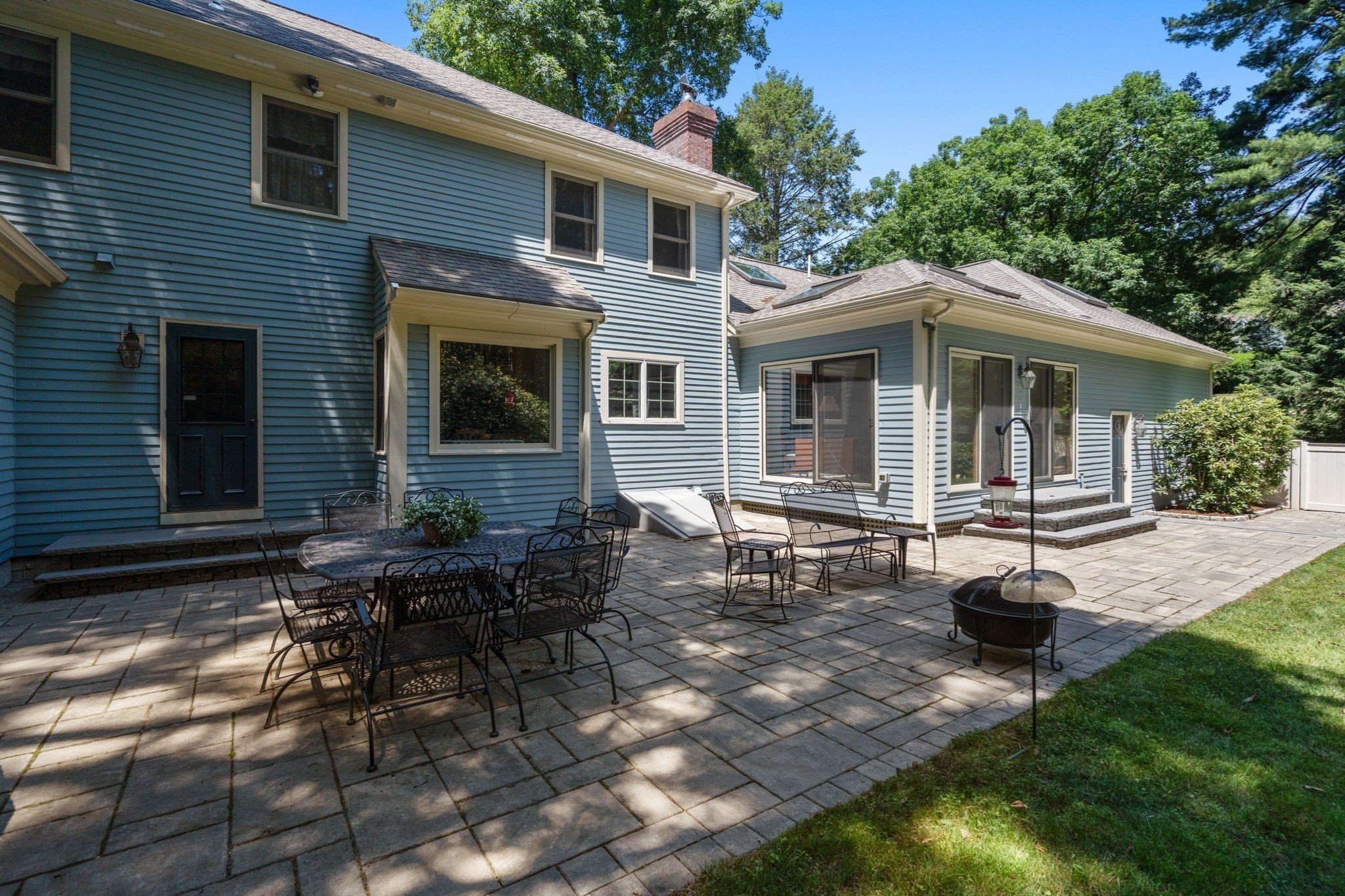 105 Green Street Property Photo 28