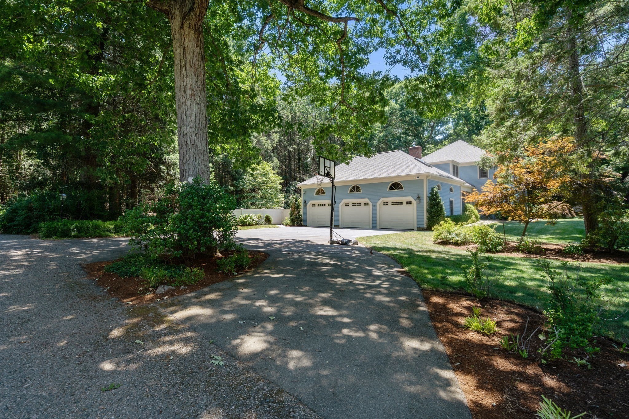 105 Green Street Property Photo 31