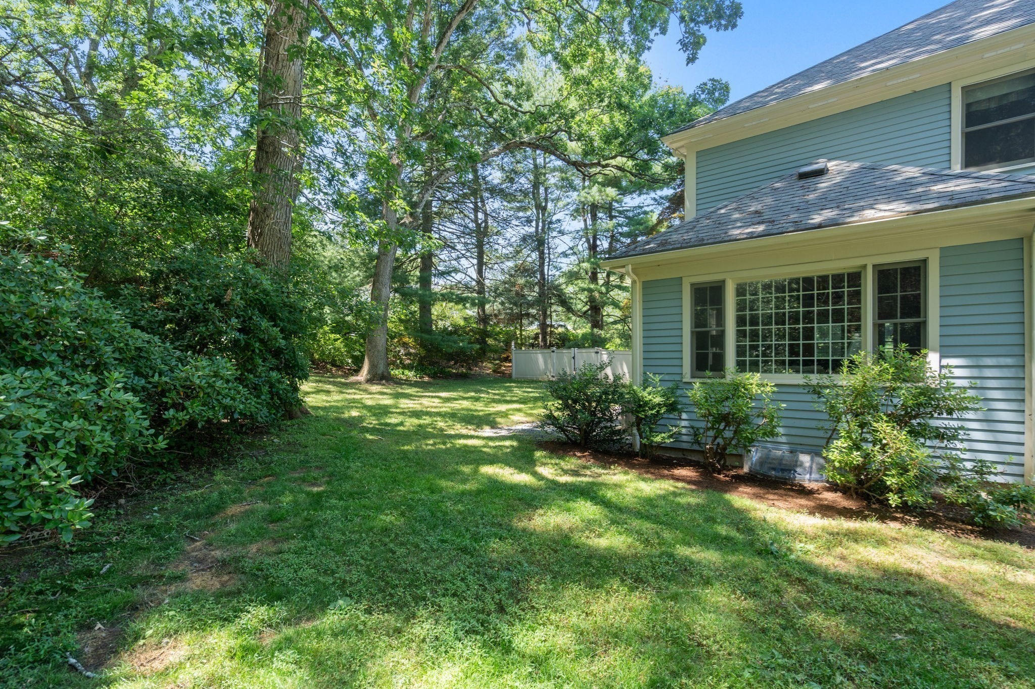 105 Green Street Property Photo 32