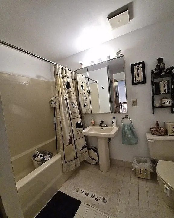 65 Lake Ave # 808 Property Photo 18