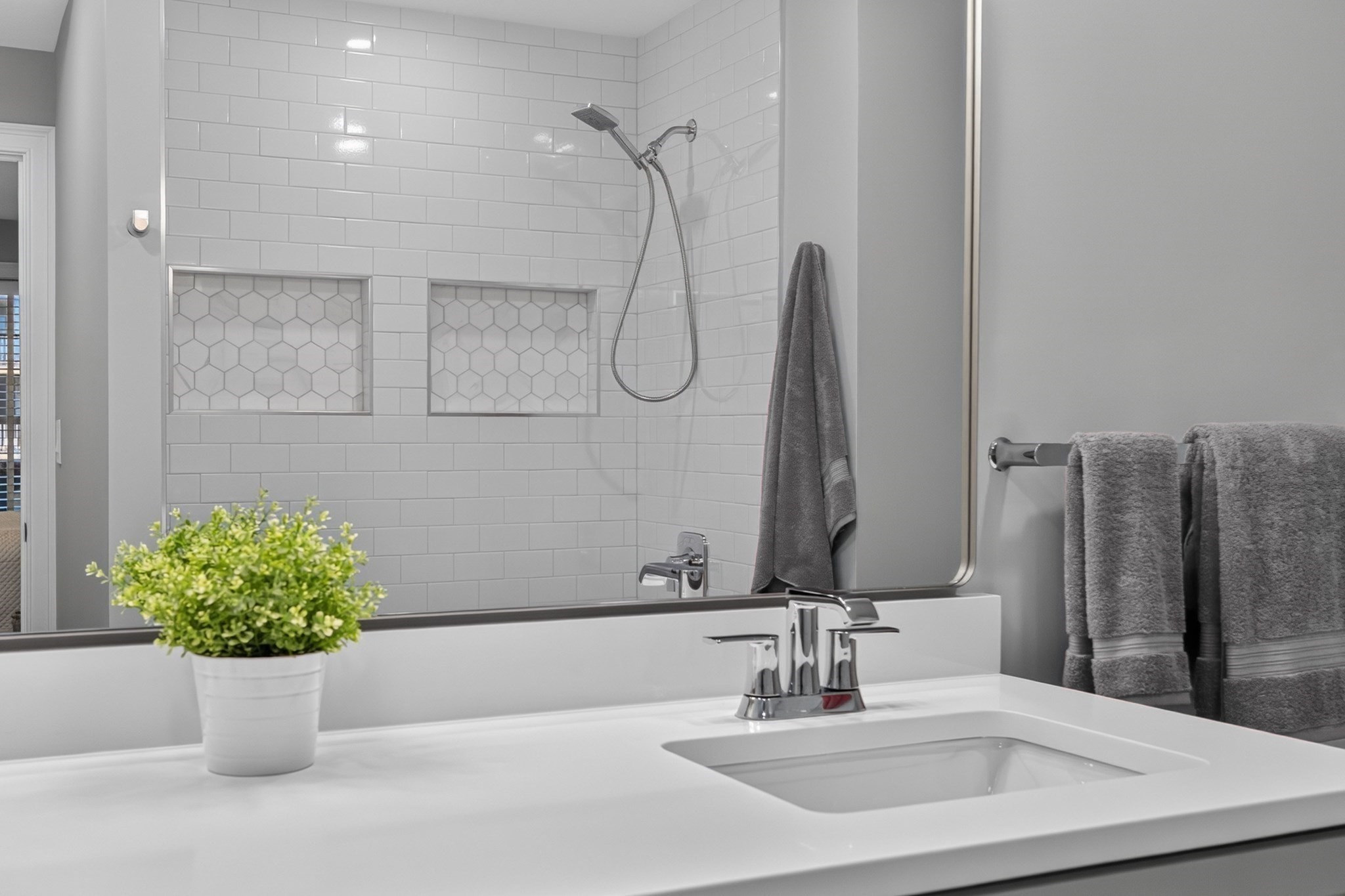 1306 Columbia Road # 4c Property Photo 16