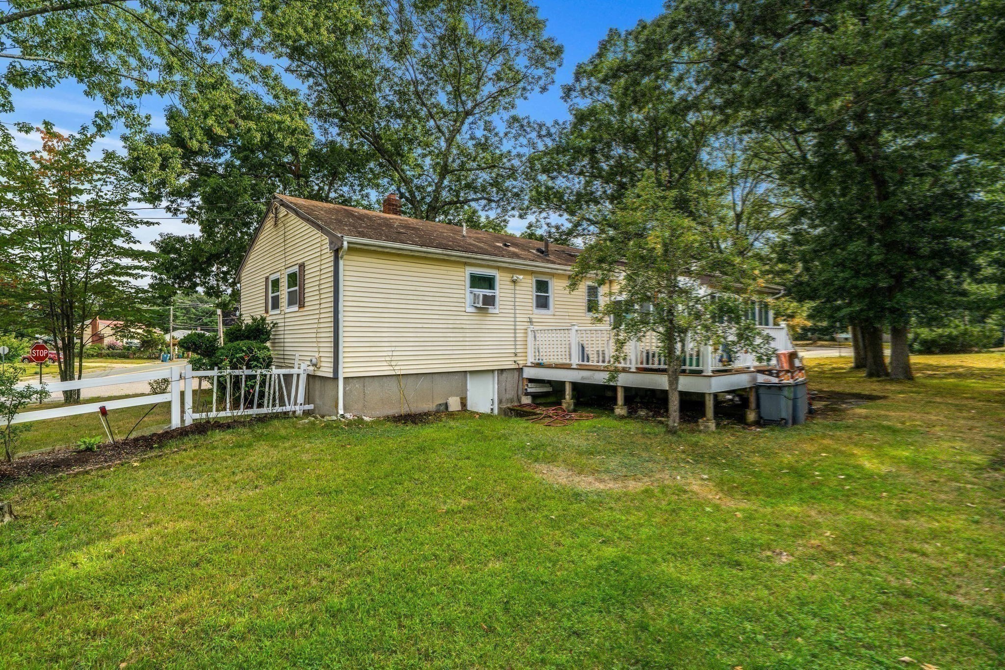 4 Niles Rd Property Photo 42