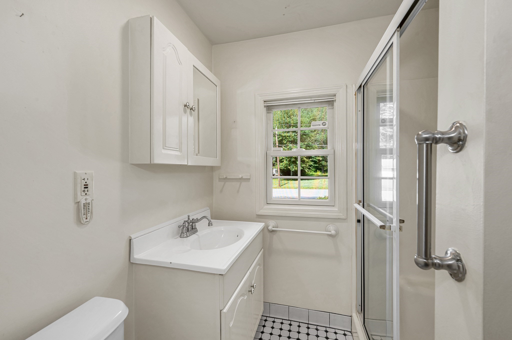16 Porter Rd Property Photo 14