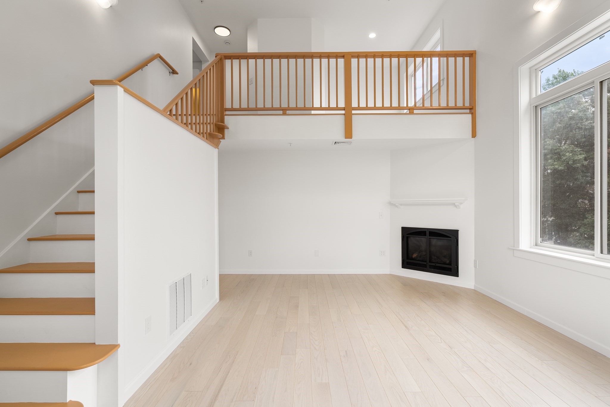24 Glenwood Avenue # 3 Property Photo 12