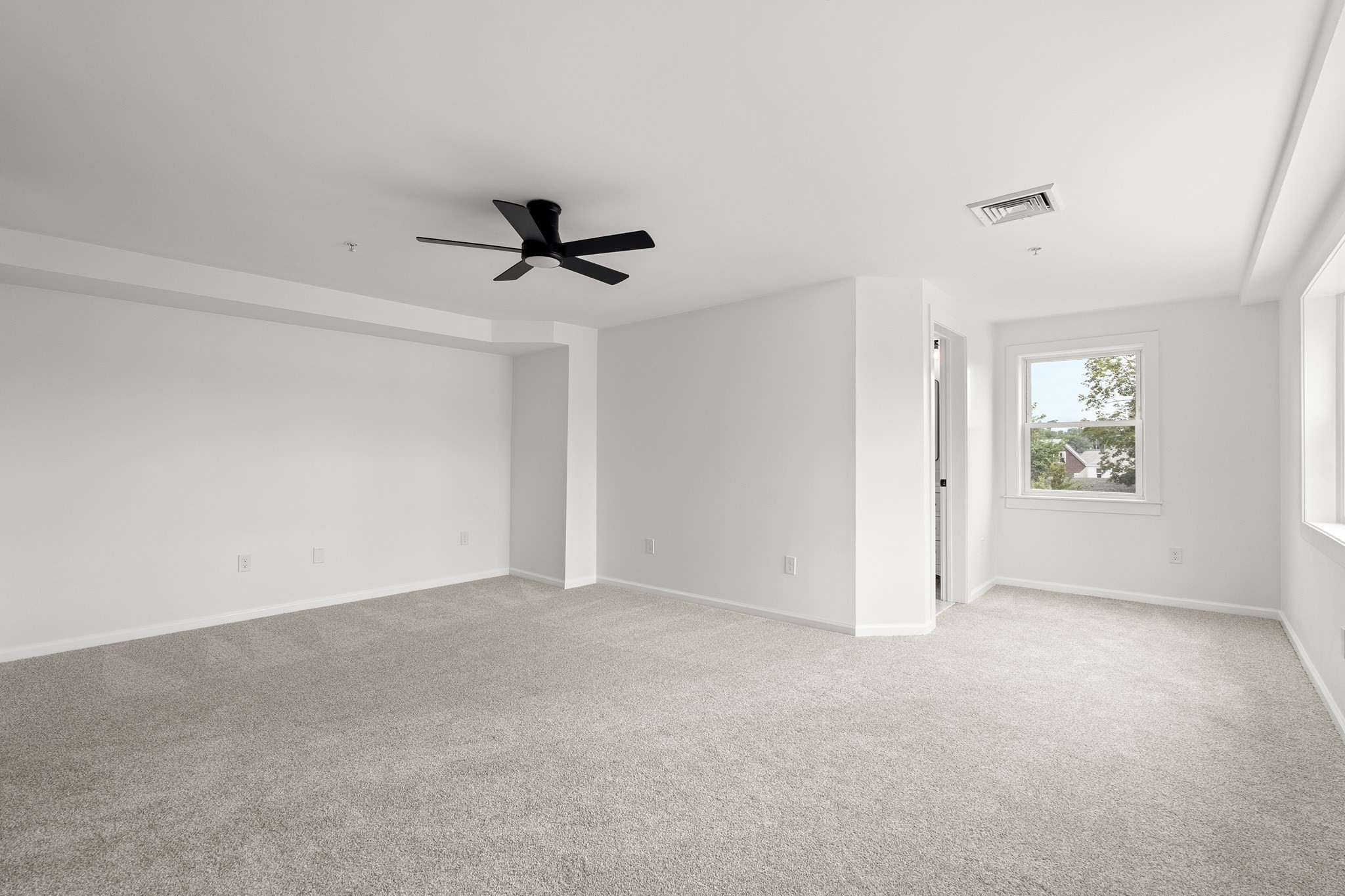 24 Glenwood Avenue # 3 Property Photo 33