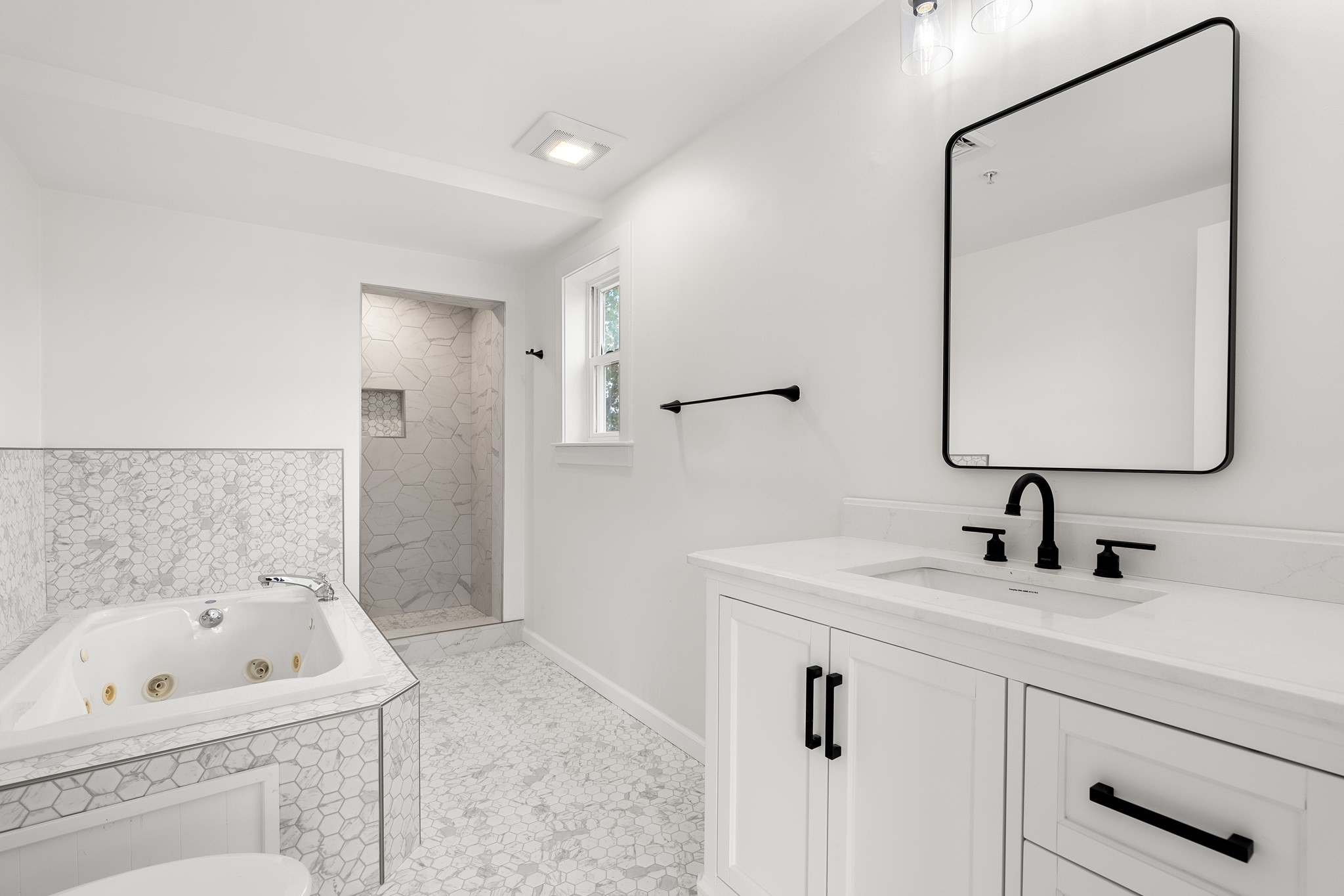 24 Glenwood Avenue # 3 Property Photo 35