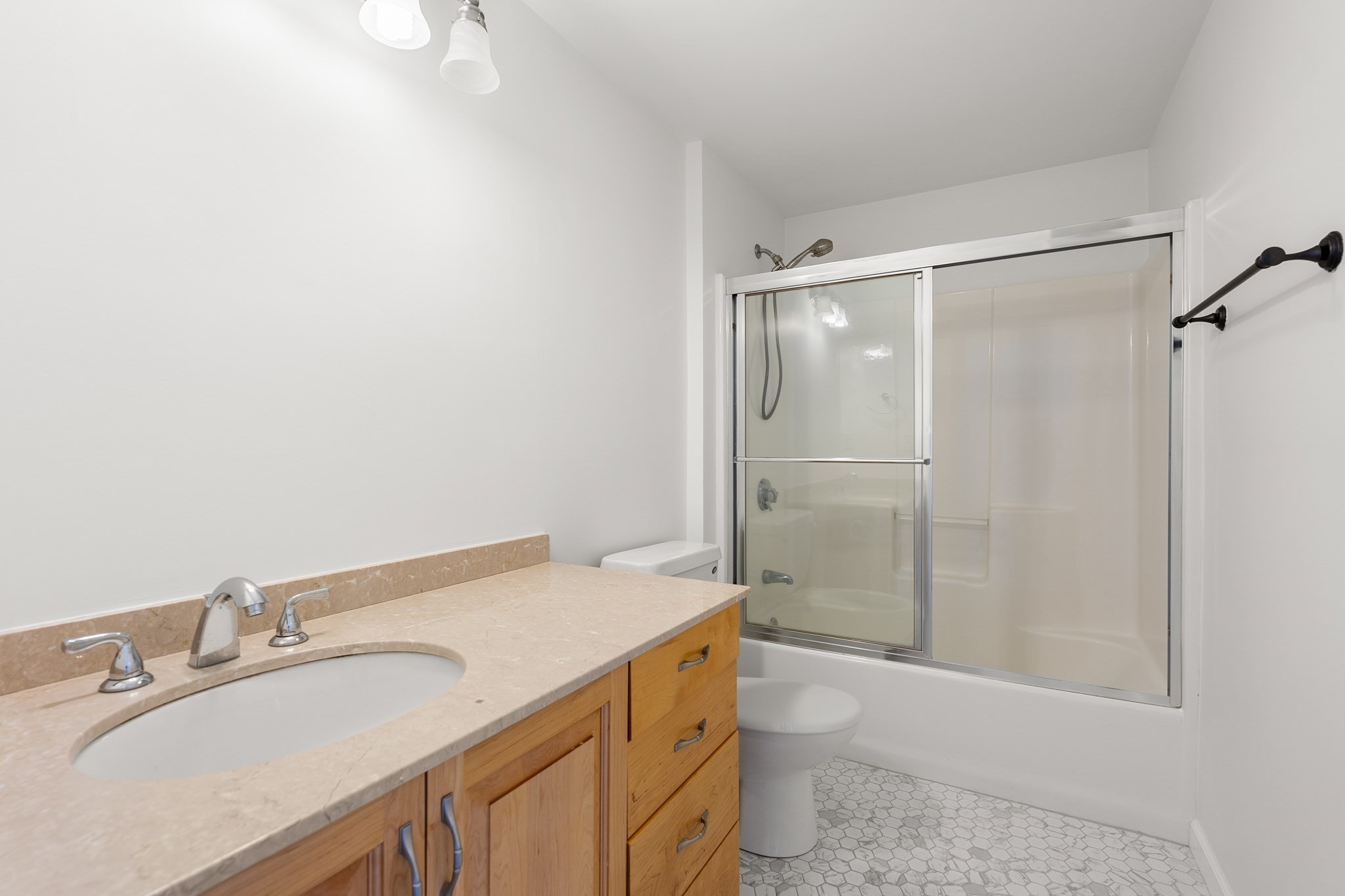 24 Glenwood Avenue # 3 Property Photo 38