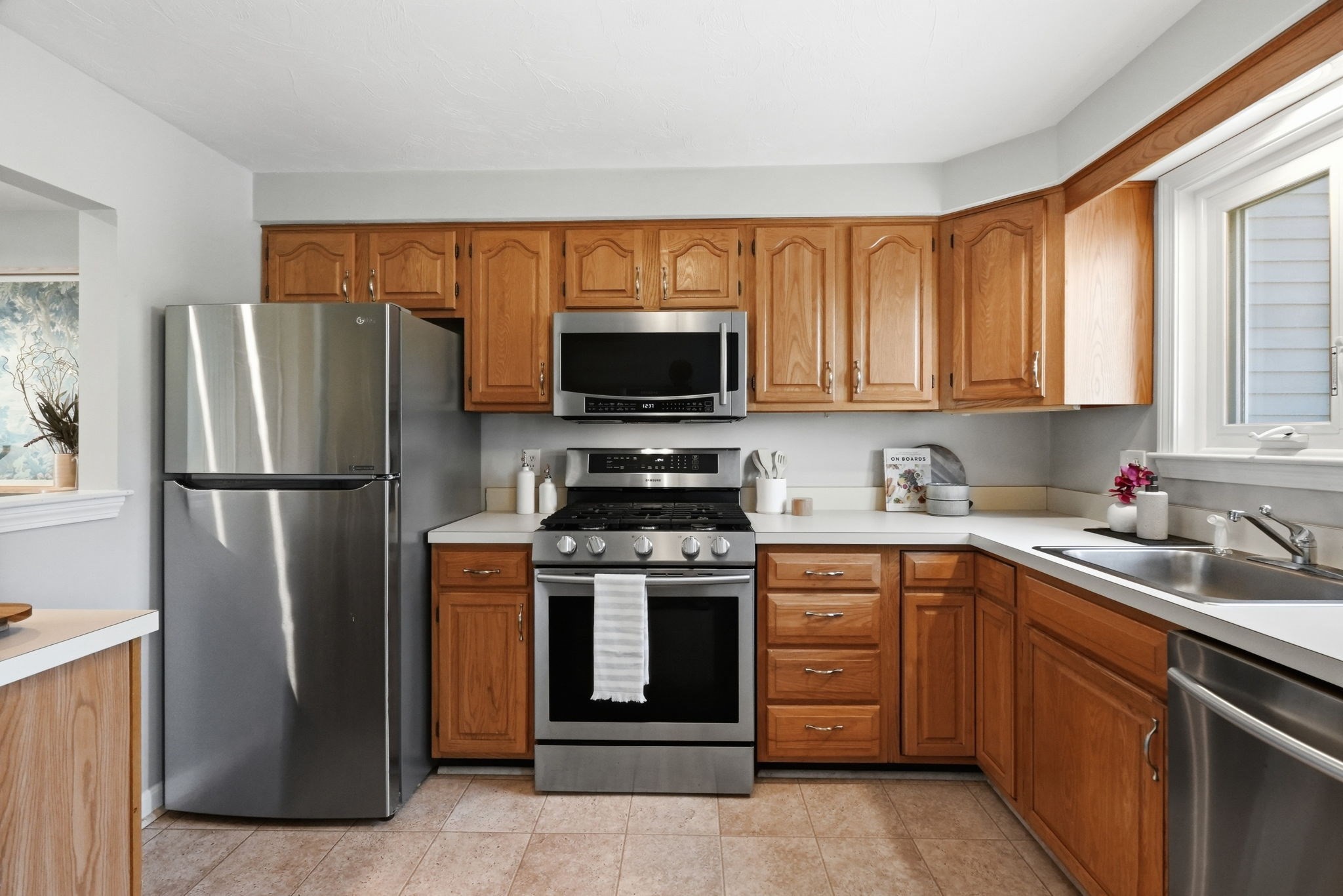 35 Merrymount Rd # 3 Property Photo 8