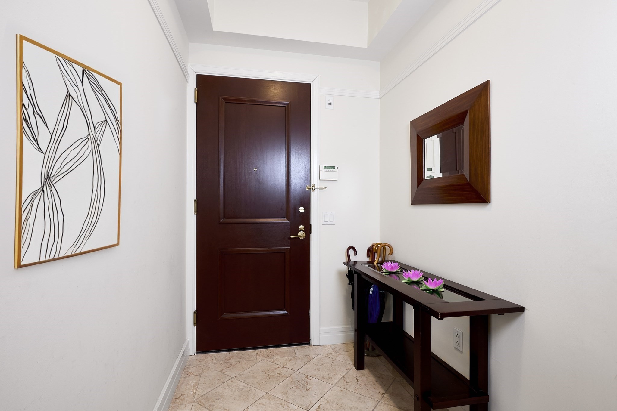 2 Avery # 25g Property Photo 9