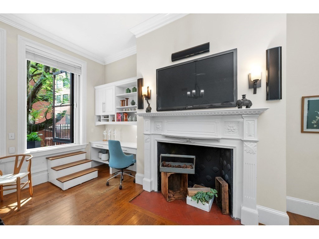 280 Commonwealth Avenue # 108 Property Photo 2