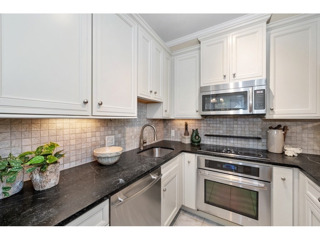 280 Commonwealth Avenue # 108 Property Photo 6